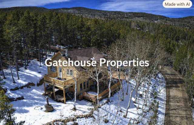Fully furnished mountain home with amazing view Gallery 1