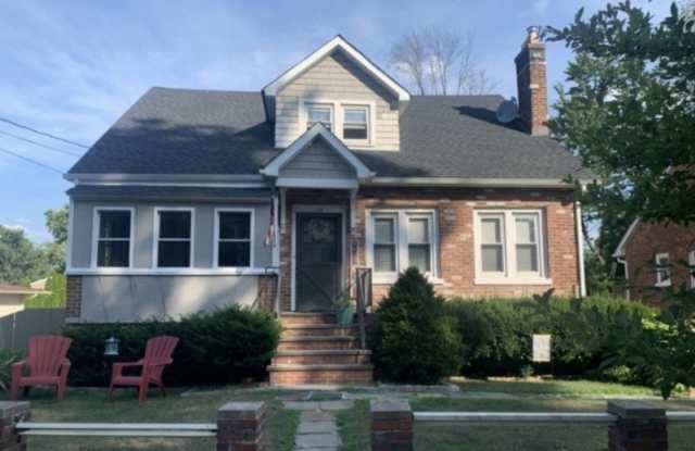 15 Rosedale Ave photos photos