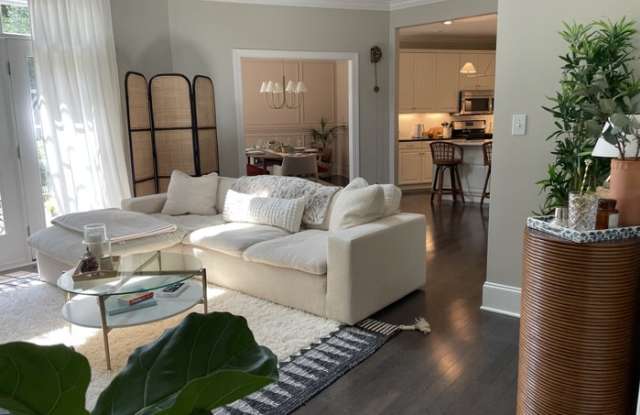 2304 Cumberland Avenue photos photos