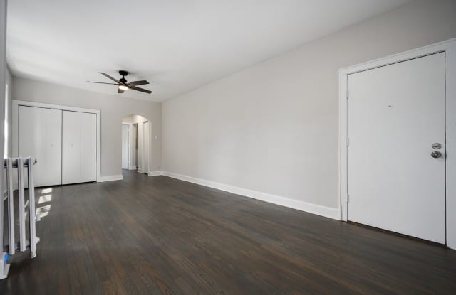 1206 W 83rd Street Gallery 4