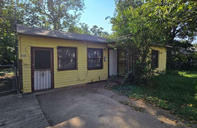 HOME FOR THE HOLIDAYS SPECIAL - AVAILABLE NOW! - 810 Patton Drive, Killeen, TX 76541