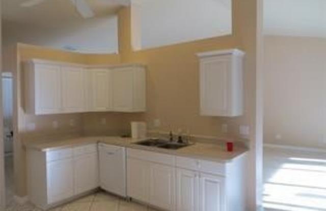9299 Crocus CT Gallery 2