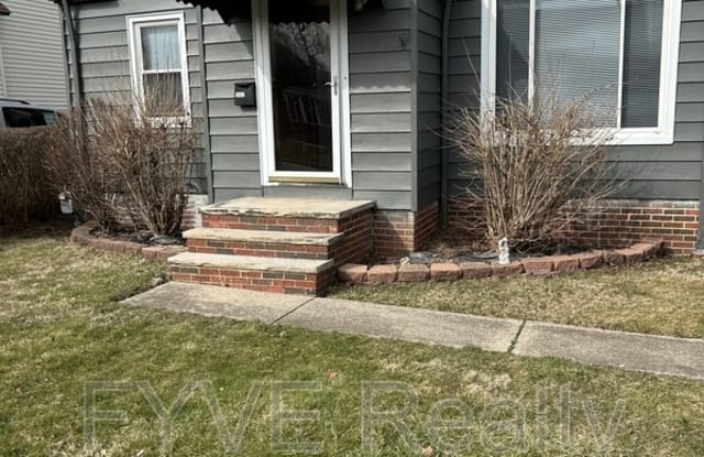 3802 Lincoln Ave - 3802 Lincoln Avenue, Parma, OH 44134