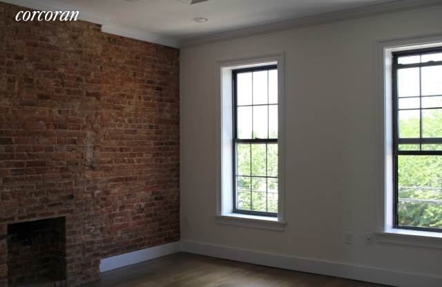 1882 Bergen Street Gallery 4