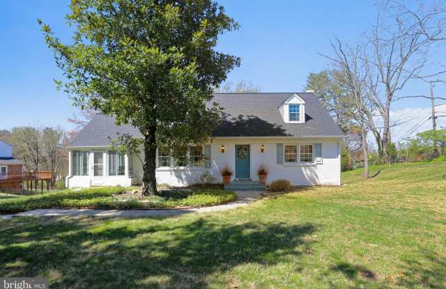 13300 SHERWOOD FOREST DR - 13300 Sherwood Forest Drive, Colesville, MD 20904