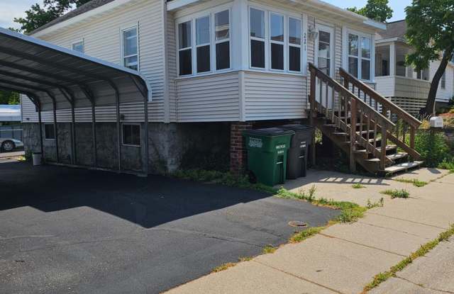 2 Bed 1 Bath Single Family Home in Wisconsin Rapids photos photos