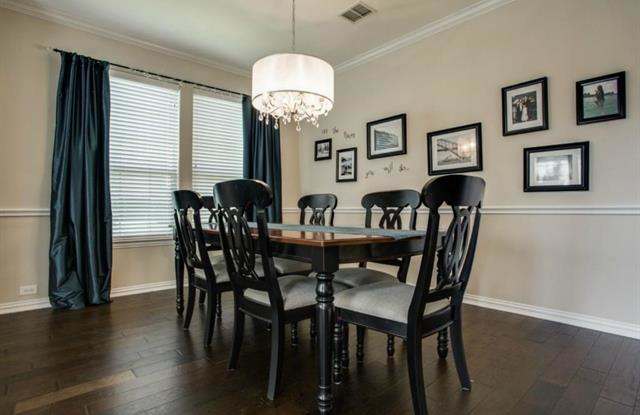 7823 Meadow Glen Drive Gallery 3