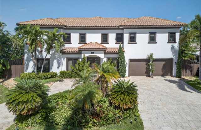 2211 NE 43 Street photos photos