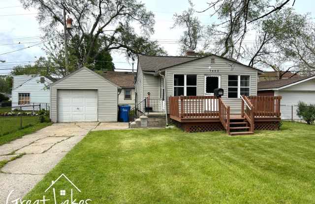 Charming 2 Bedroom 1 Bathroom now available for rent photos photos