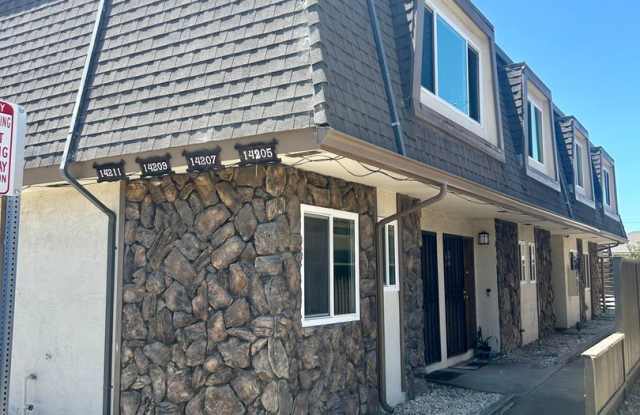 14205-14211 Doolittle Dr. photos photos