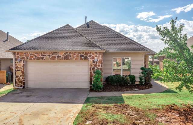 Spacious home in Moore schools- PEACEFUL LAKEFRONT VIEW - 10100 Shadowview Drive, Oklahoma City, OK 73159