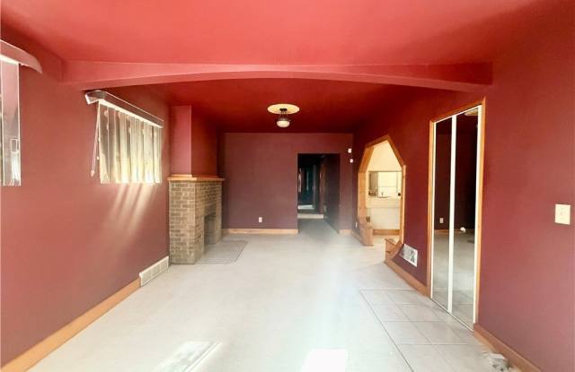 544 Lasalle Avenue Gallery 4