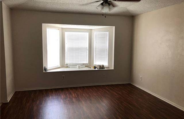 6819 Springdale Lane Gallery 2