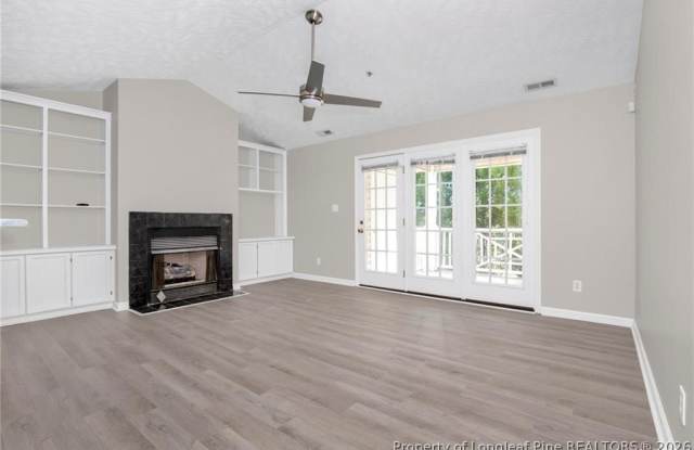 382 Bubble Creek Court Gallery 4