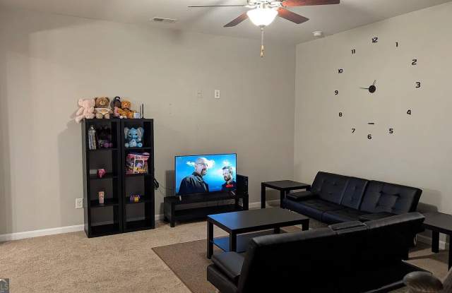 3324 Estes Drive Gallery 3