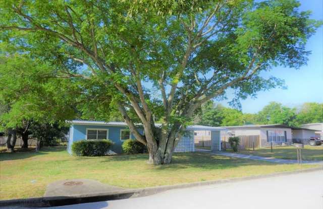 Modest 3 Br/1.5 Bath in Established Neighborhood photos photos