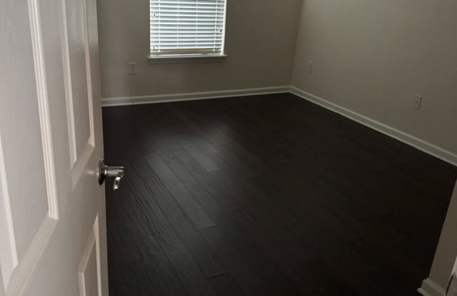 3947 Lionheart Drive Gallery 3