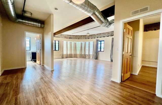 Stylish Olde Town Arvada Loft photos photos