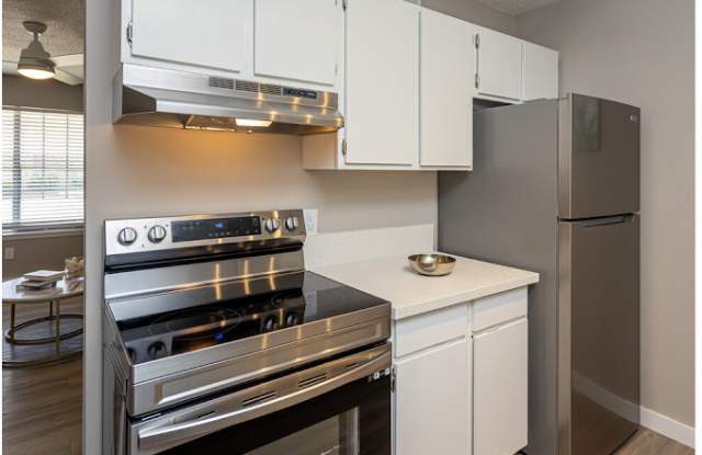 Laurel Oak Village Apartments photos photos