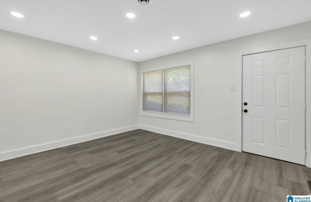 1701 VALLEY AVENUE Gallery 2