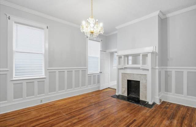 3-Bedroom Apartment in Prime Savannah Location – Pet Friendly! Gallery 3