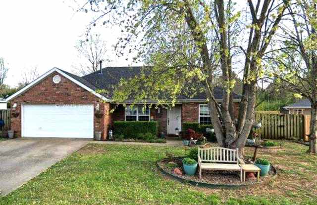 ✨ STUNNING 3-BED IN FARMINGTON – PRIME LOCATION! Gallery 1