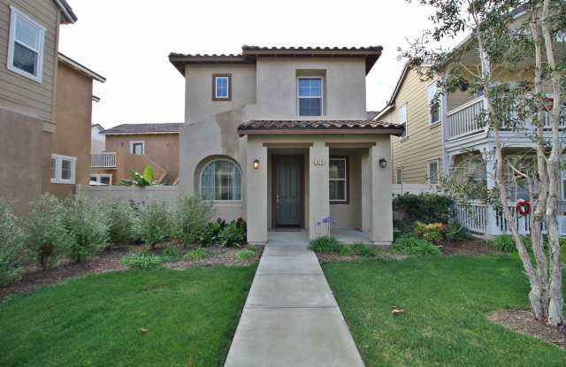 Oxnard | 3 bed + 2.5 bath single-family home in RIVERPARK photos photos