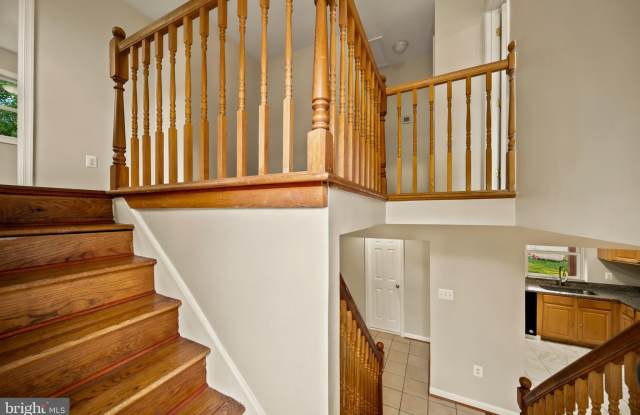 4656 EVANSDALE Road Gallery 4