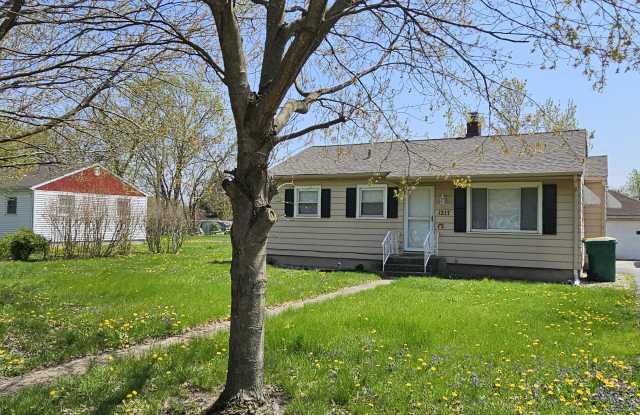 1217 W 63rd Ave photos photos