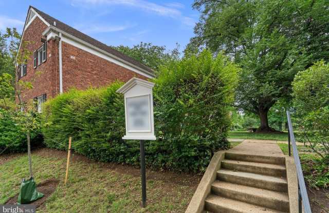 3408 MARTHA CUSTIS Drive Gallery 4