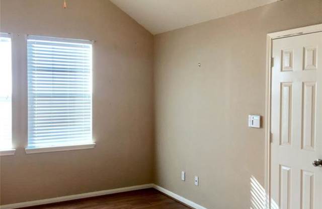 1087 Shadow Glenn Dr Gallery 2