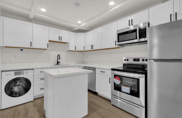 325 North 17th Drive photos photos