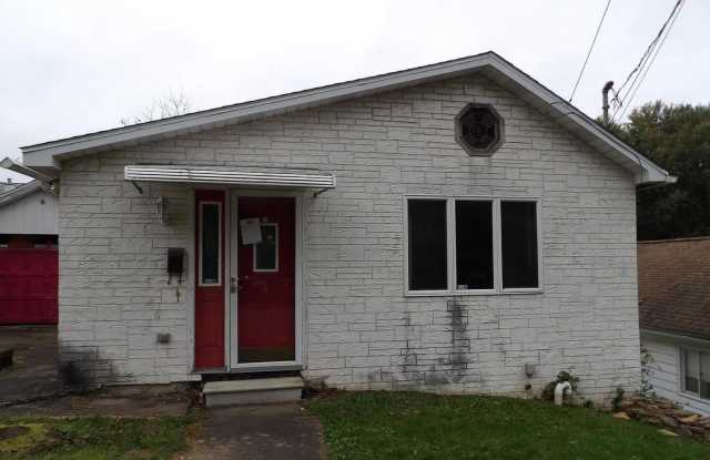 Newly Renovated 3 Bed/1 Bath Single Family Home - Old Forge - $1335/month photos photos