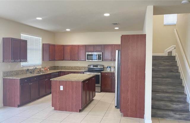 9170 SW 171st Court 0, Miami, FL 33196 - 2949 Gallery 1