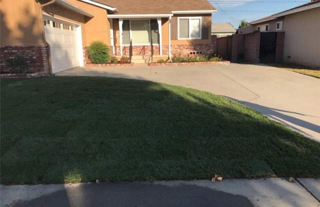 320 S Oakland Drive - 320 Oakland Drive, La Habra, CA 90631
