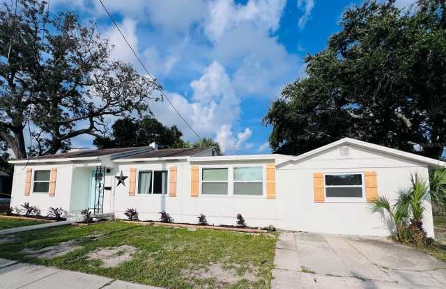 1300 21ST STREET S photos photos