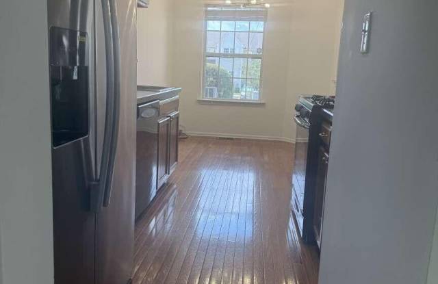 2810 Ice House Court Gallery 4