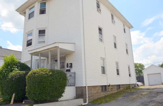 1172 N Main St photos photos