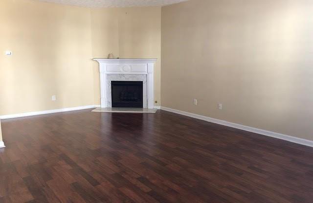 2908 Greyhawk Lane Gallery 2