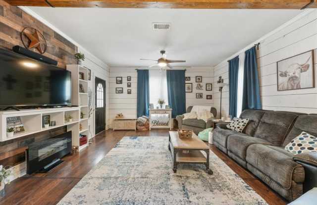 408 Wood Street - 408 Wood Street, Royse City, TX 75189 408 Wood Street - 408 Wood Street, Royse City, TX 75189