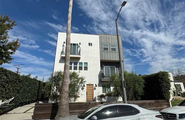 5921 Dauphin Ave. photos photos