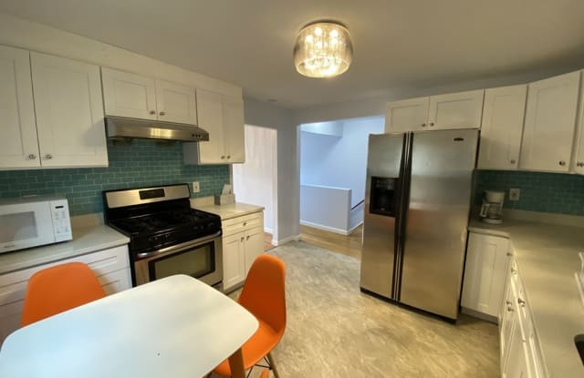 162 Copeland St - 162 Copeland Street, Quincy, MA 02169