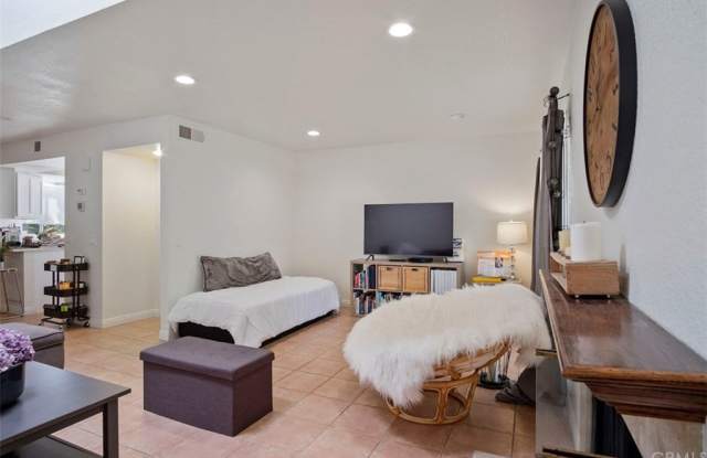 401 San Nicholas Court Gallery 4
