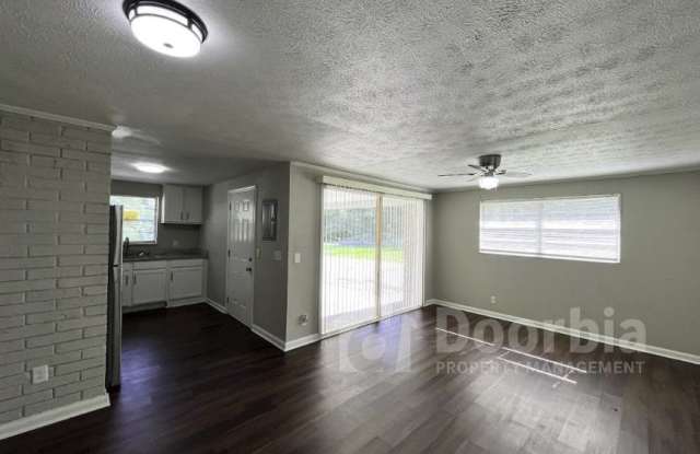 6314 Fabian Dr Gallery 1