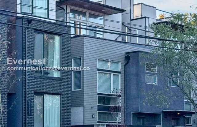 2618 Eastlake Avenue East photos photos