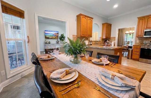 276 Wellington Pl Gallery 4