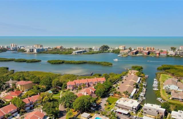 9433 HARBOR GREENS Way Gallery 1