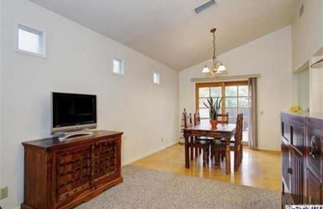 763 S Los Robles Avenue Gallery 3