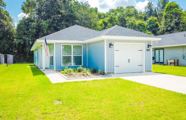 3982 Edgefield Street - 3982 Edgefield Street, Floridatown, FL 32571 3982 Edgefield Street - 3982 Edgefield Street, Floridatown, FL 32571