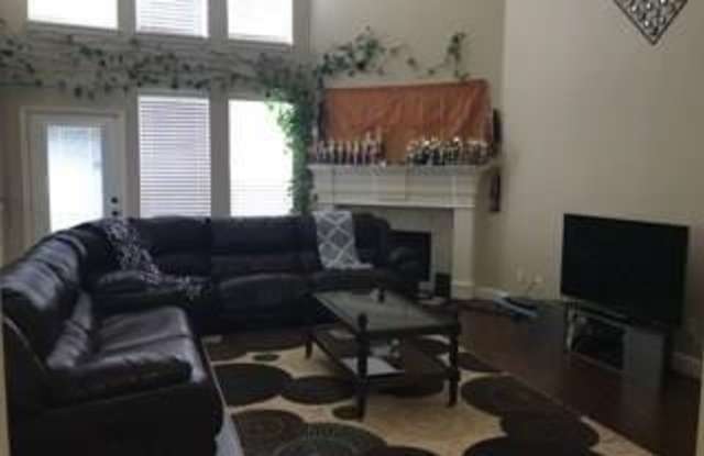 3632 Aqua Springs Drive Gallery 2